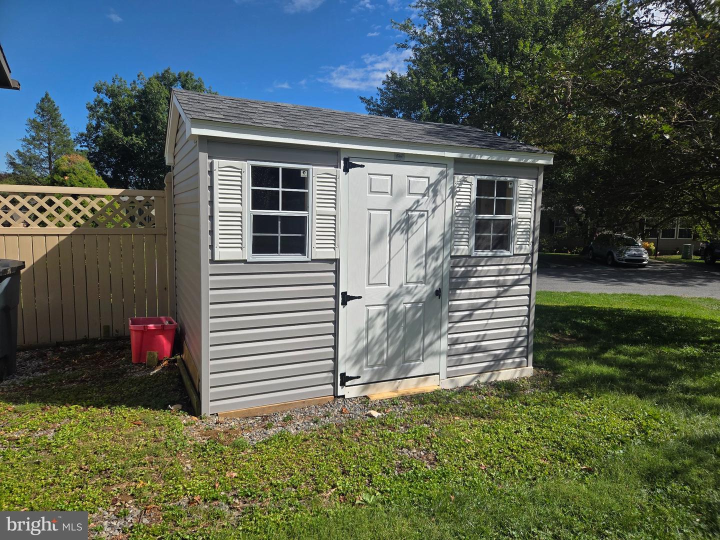 707 Fallon Dr Property Photo 4