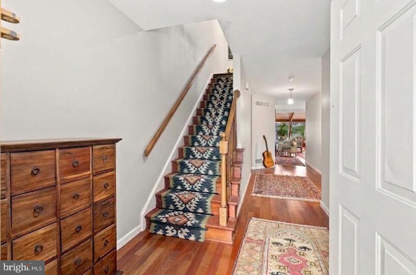 139 Pepperton Ct Property Photo 3
