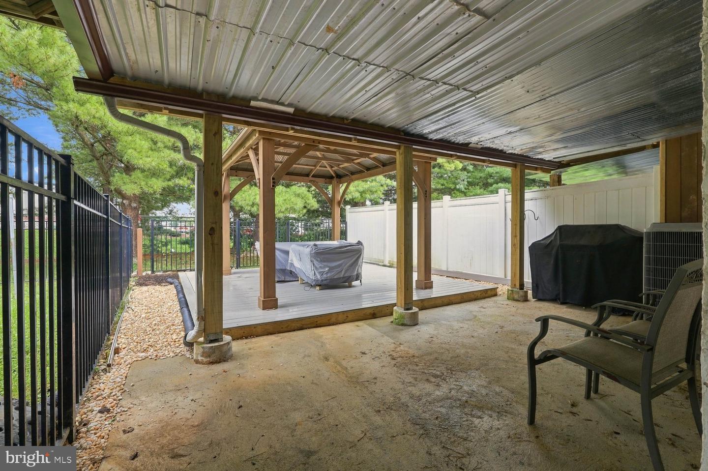 139 Pepperton Ct Property Photo 33