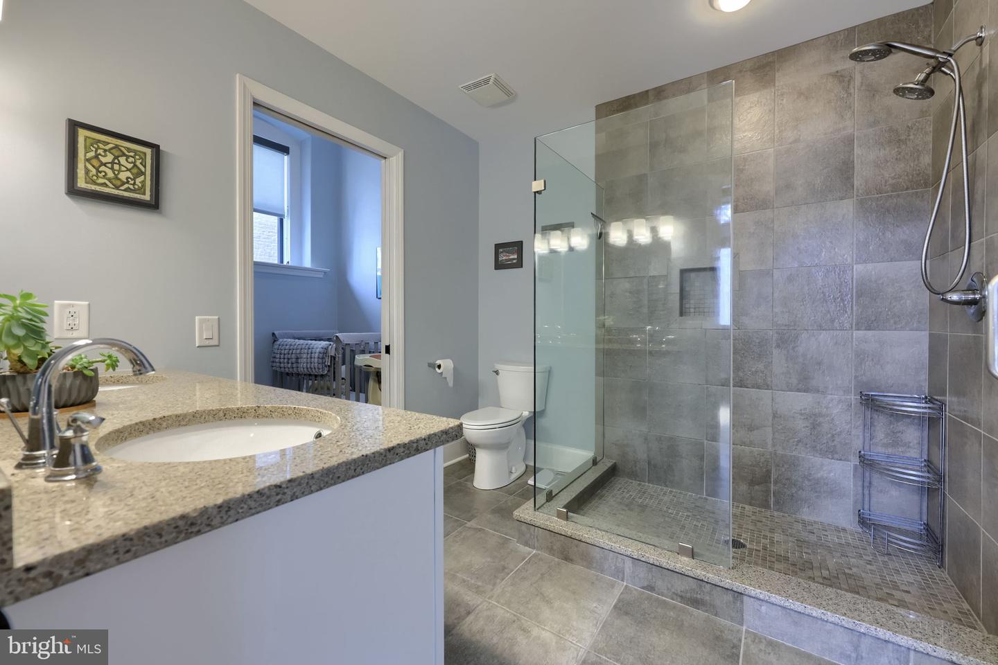 317 N Mulberry St #201 Property Photo 17