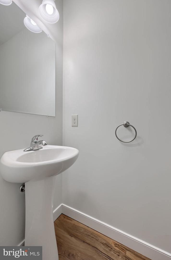 476 Balmer Rd Property Photo 11