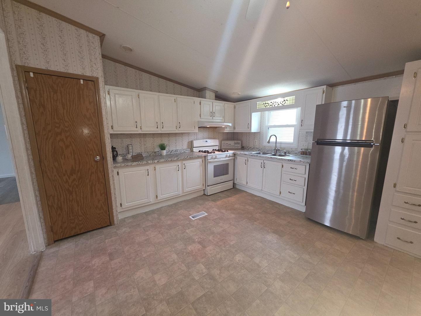 101 Jemfield Ct Property Photo 22