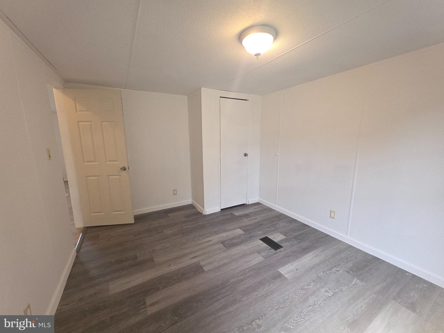 101 Jemfield Ct Property Photo 42