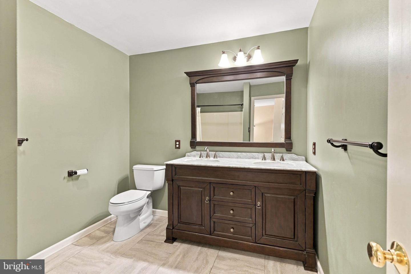 488 Hillside Dr Property Photo 29
