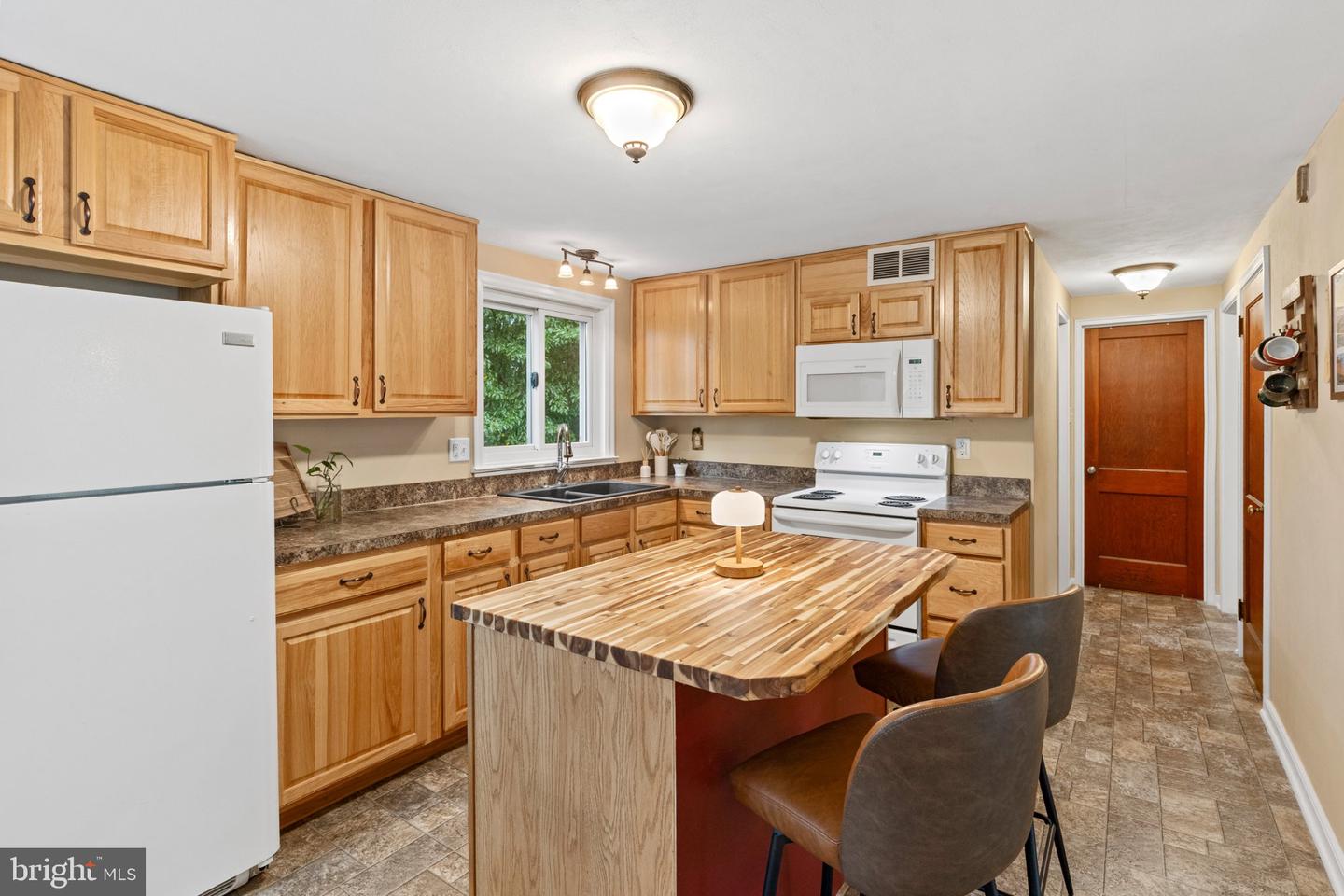 1685 Dry Tavern Rd Property Photo 6