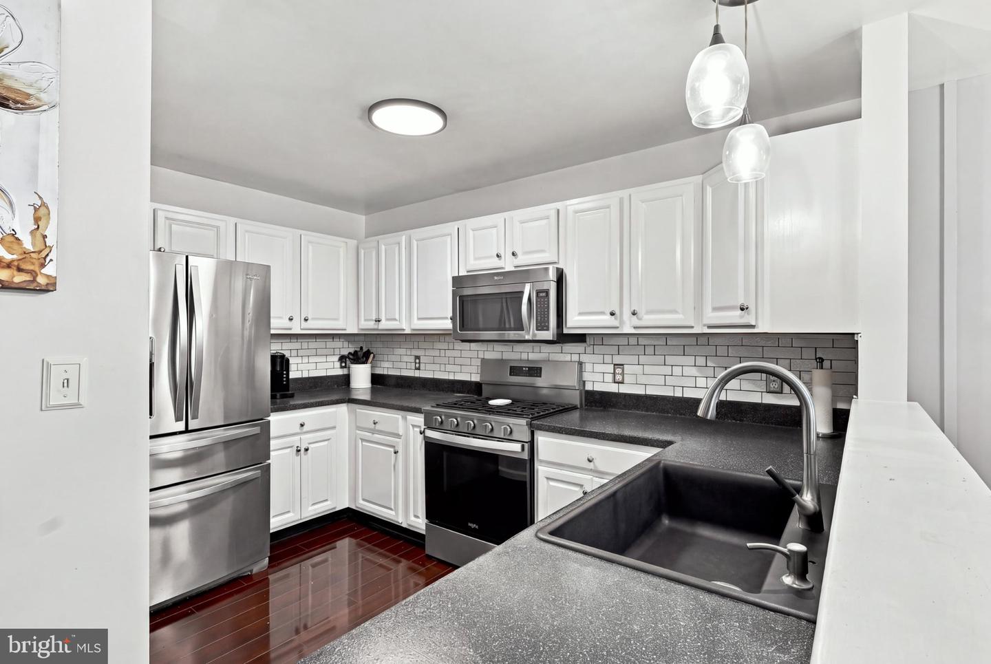 343 Oakridge Dr Property Photo 11