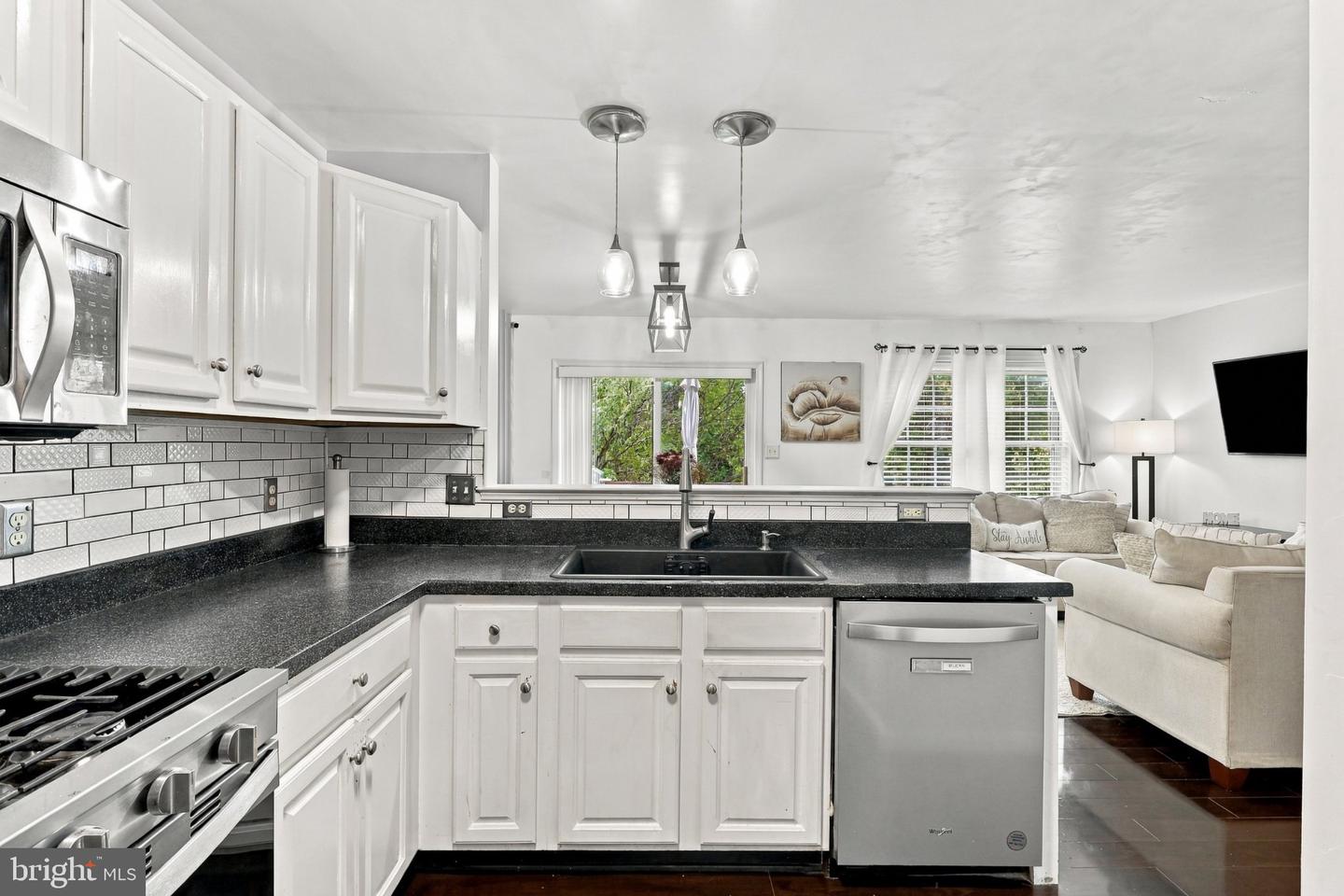 343 Oakridge Dr Property Photo 13