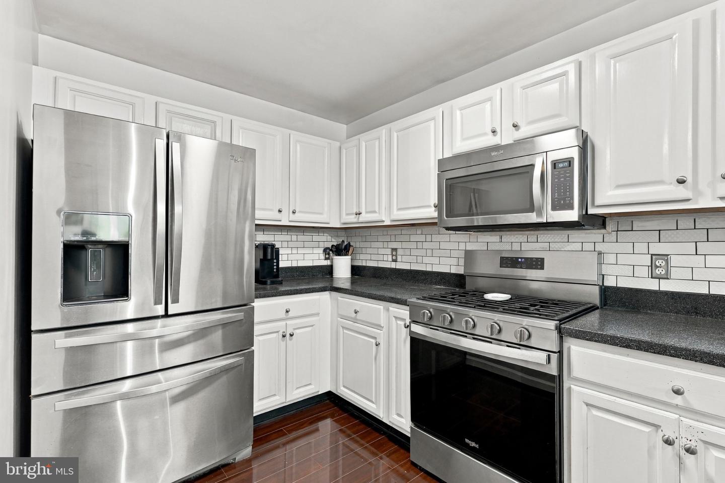 343 Oakridge Dr Property Photo 14