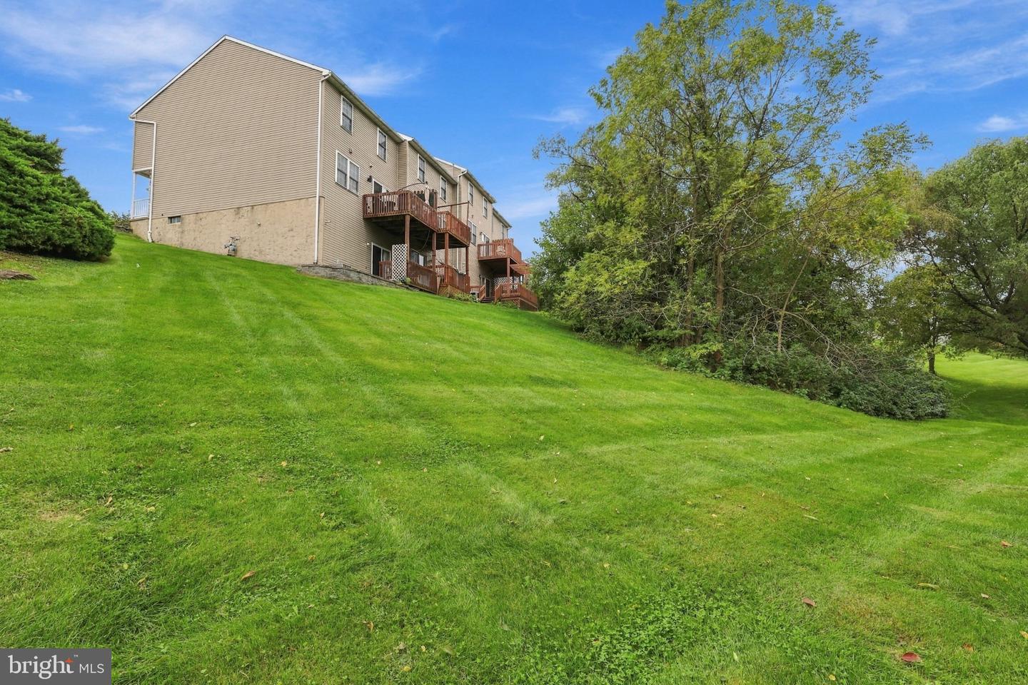 343 Oakridge Dr Property Photo 41