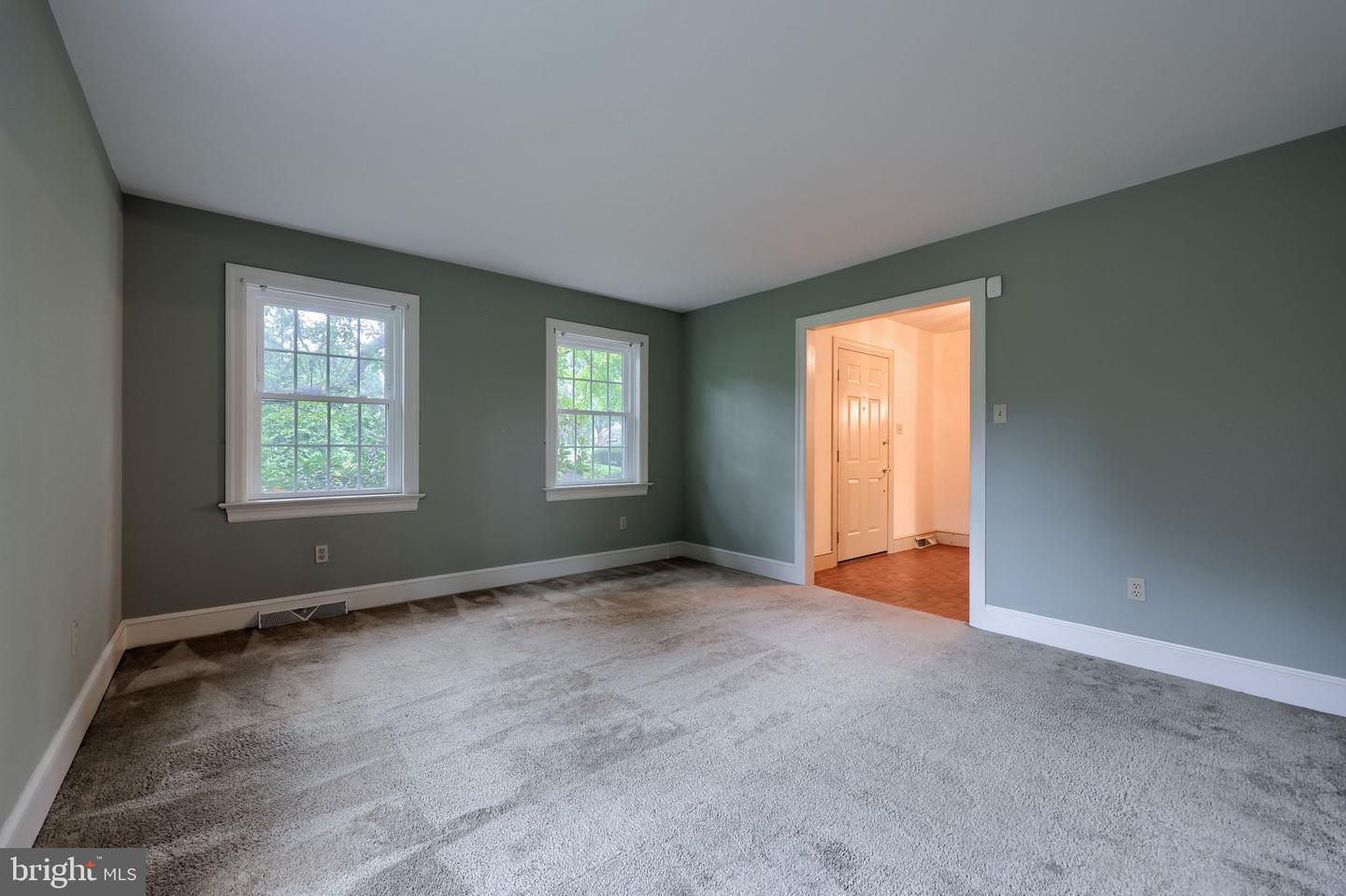 526 Ashton Pl Property Photo 6