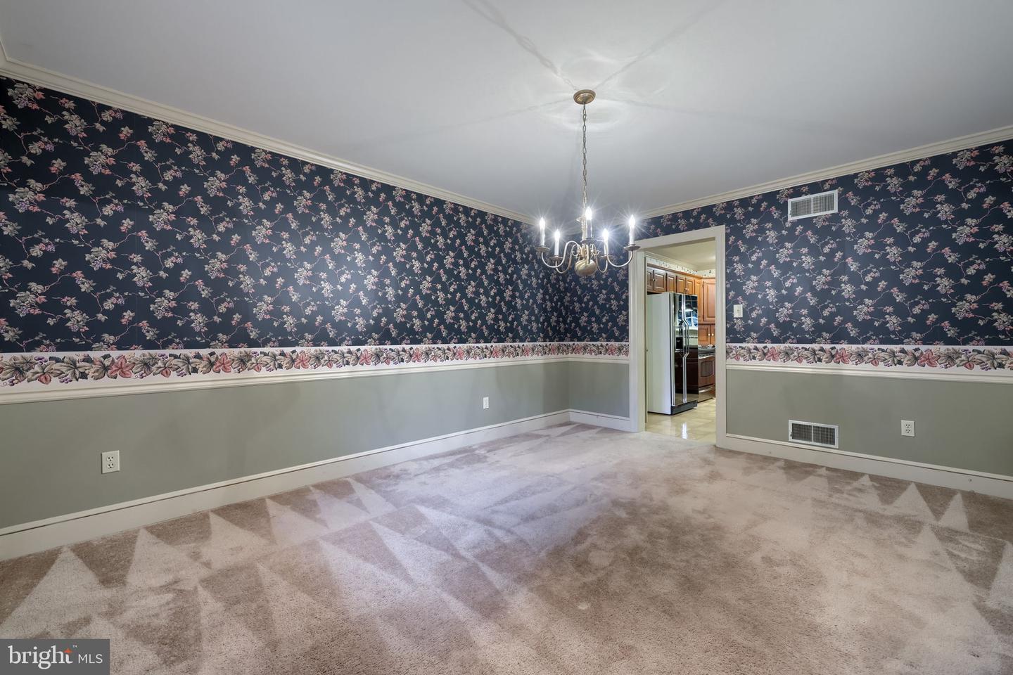 526 Ashton Pl Property Photo 9