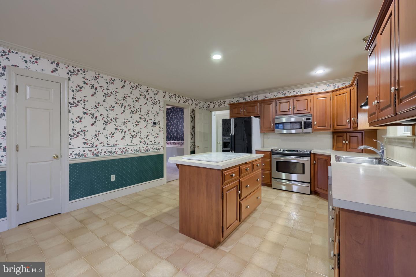 526 Ashton Pl Property Photo 15