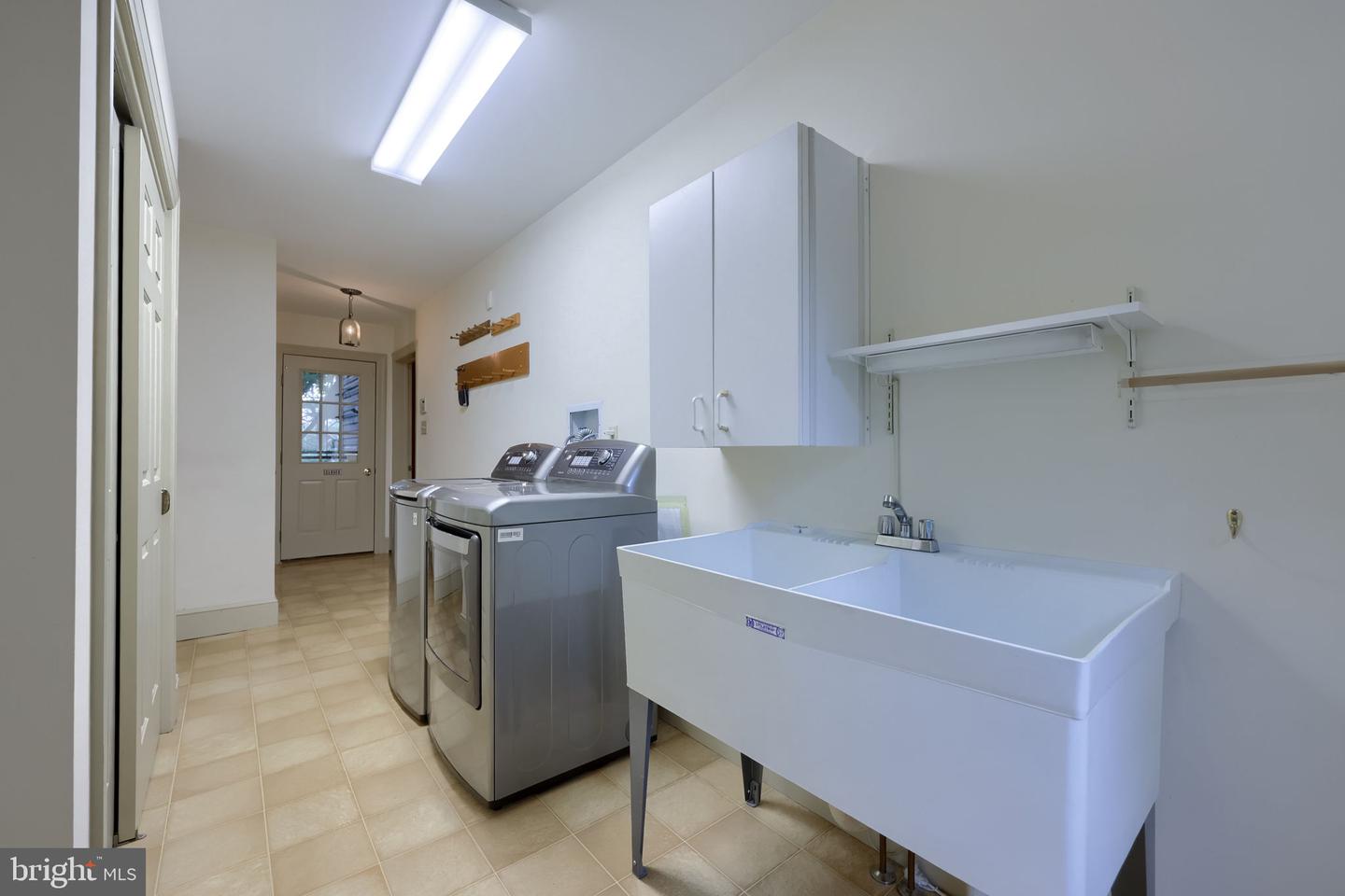 526 Ashton Pl Property Photo 29