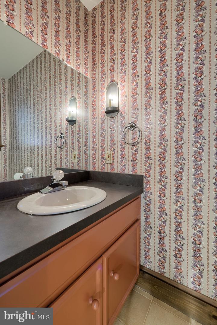 526 Ashton Pl Property Photo 30