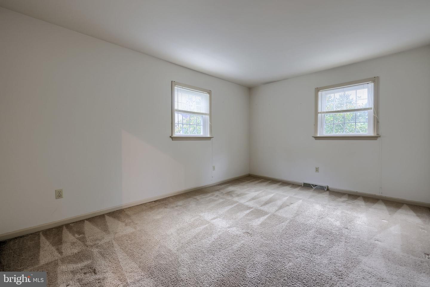 526 Ashton Pl Property Photo 31