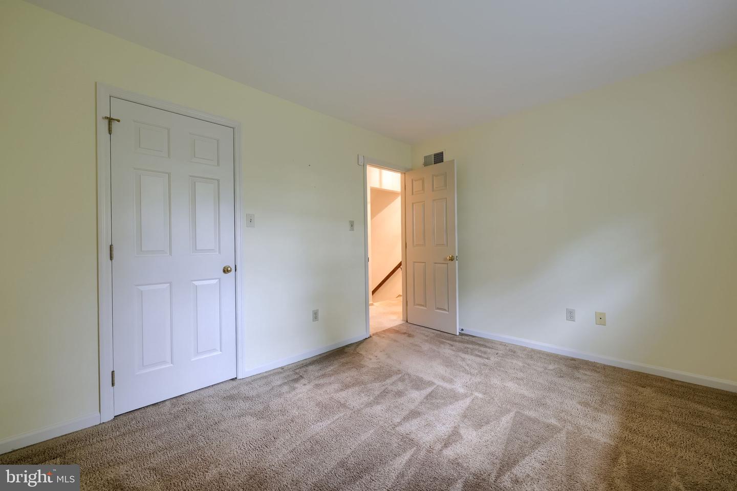 526 Ashton Pl Property Photo 34