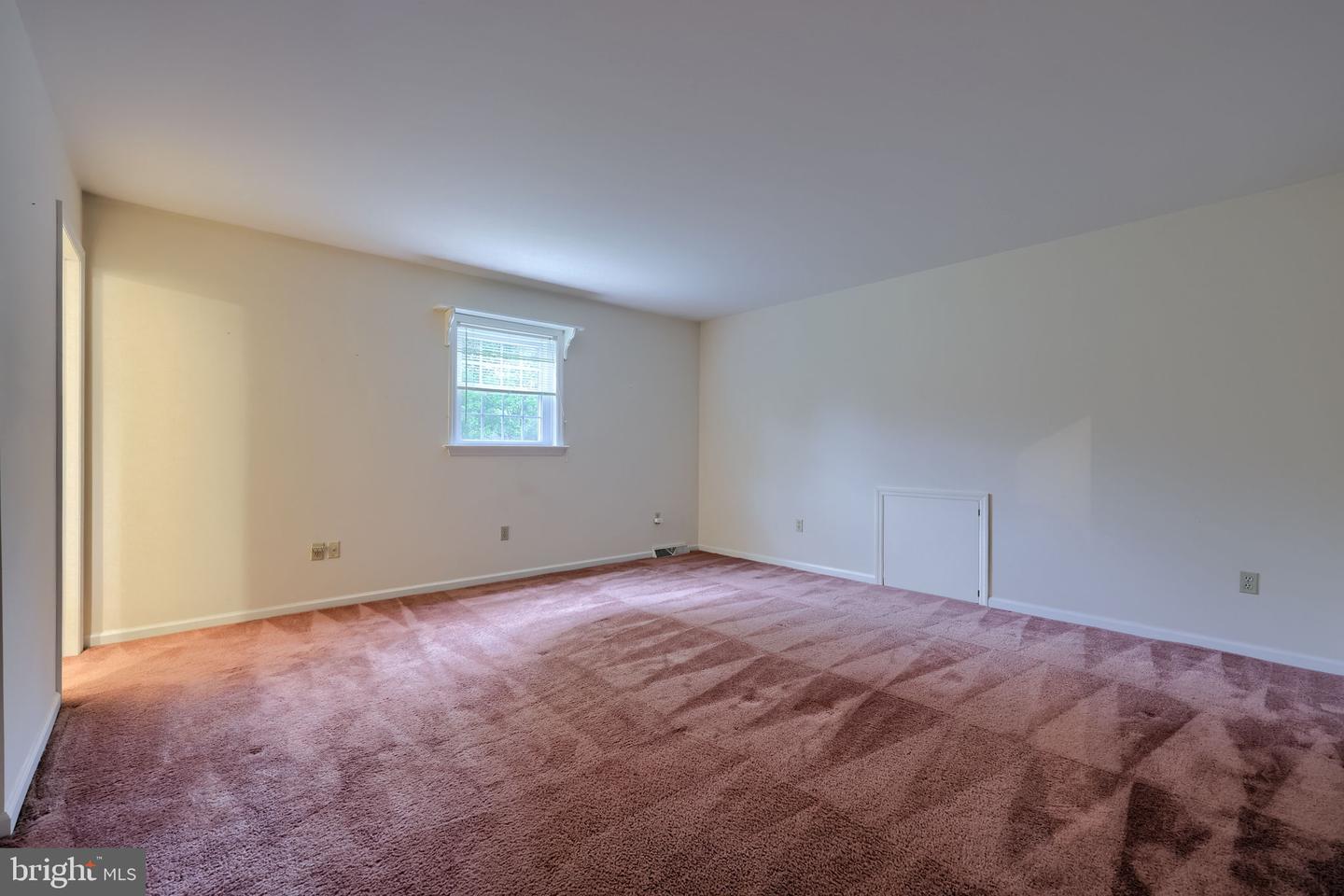 526 Ashton Pl Property Photo 39
