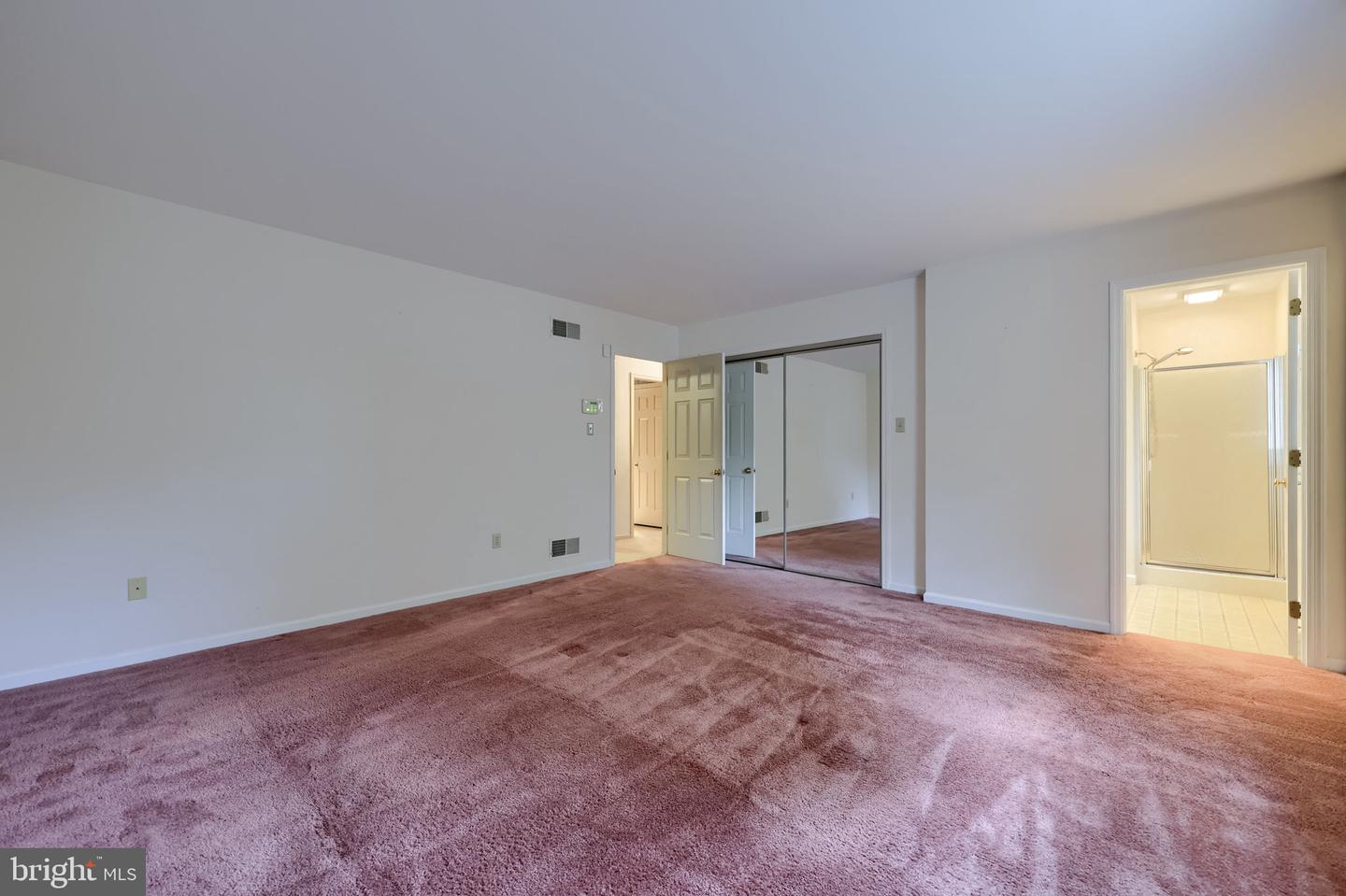 526 Ashton Pl Property Photo 40