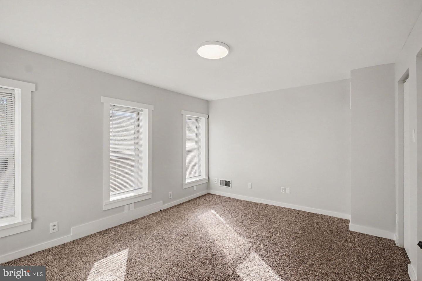 416 N Concord St Property Photo 14