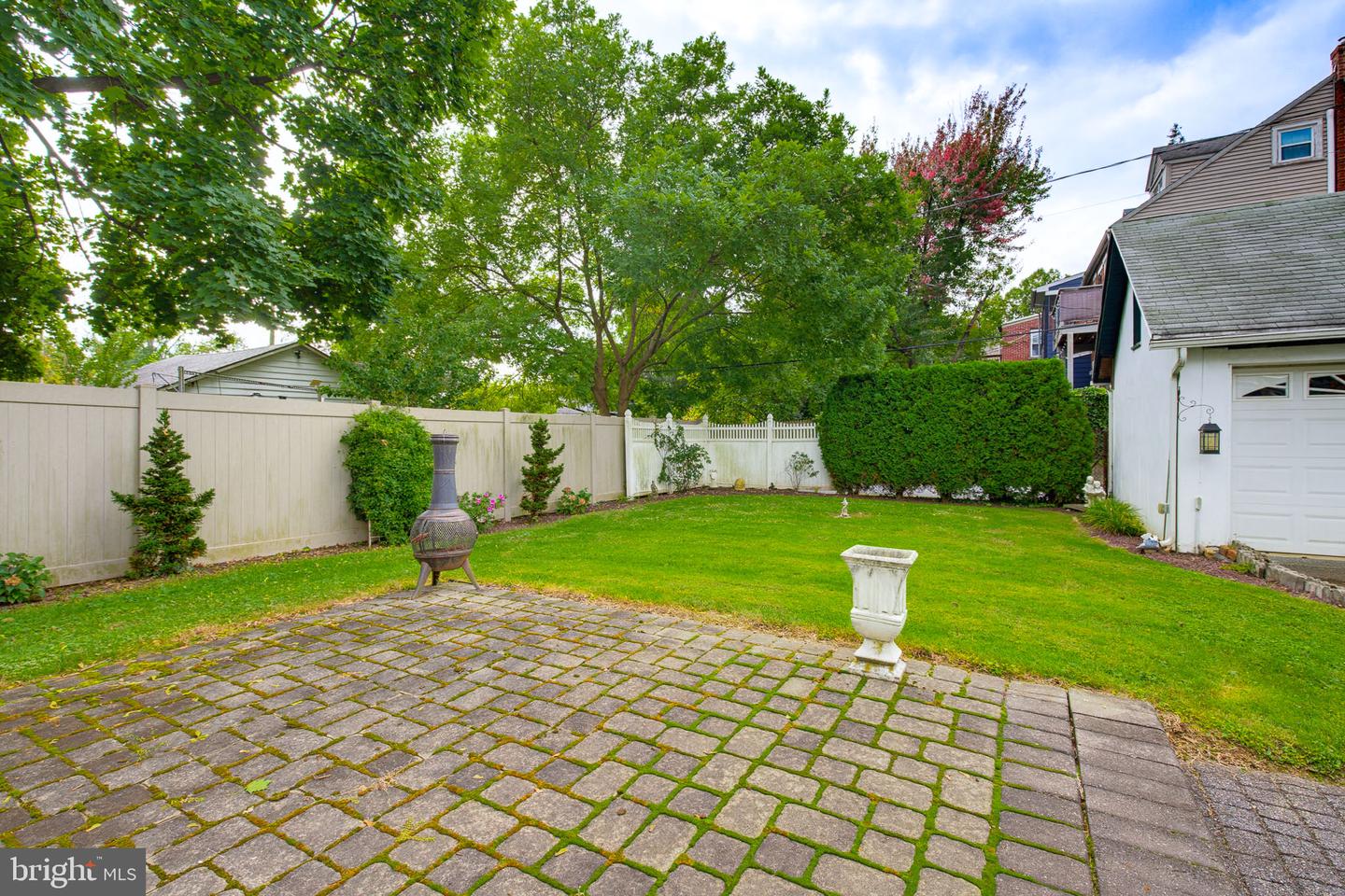 46 Spencer Ave Property Photo 21