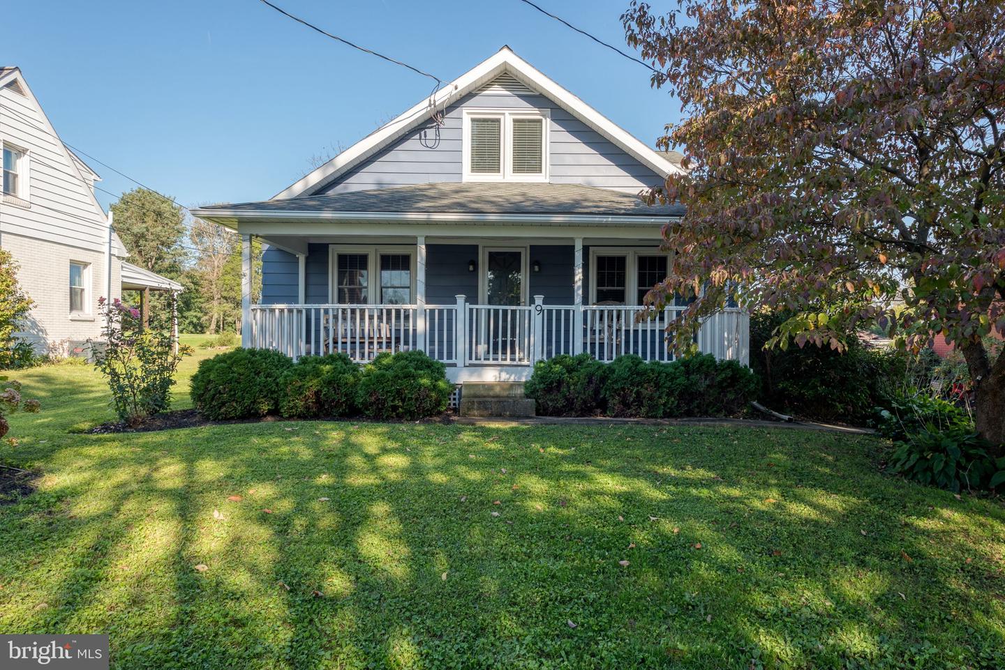 9 PLEASANT VIEW AVE Property Photo 1