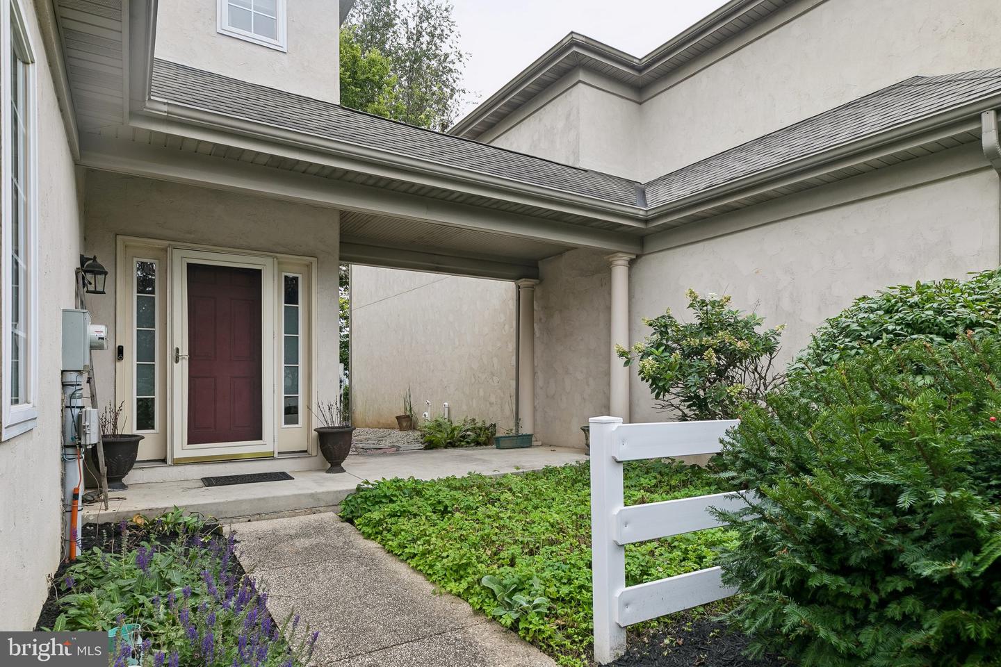 1089 Stillwood Cir Property Photo 4