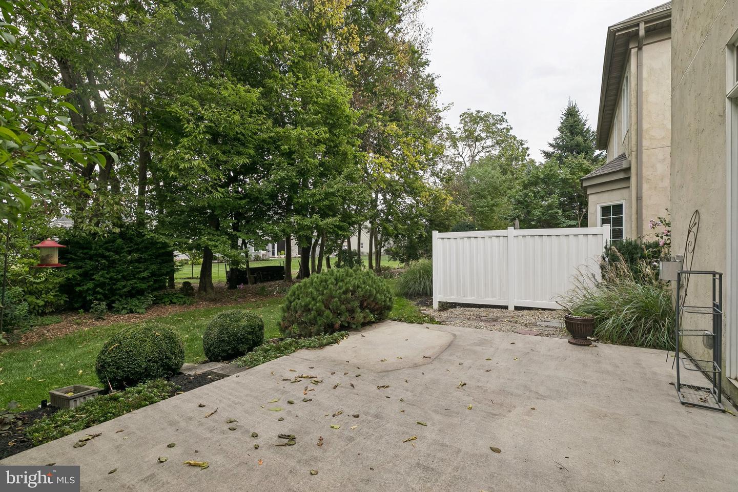 1089 Stillwood Cir Property Photo 5