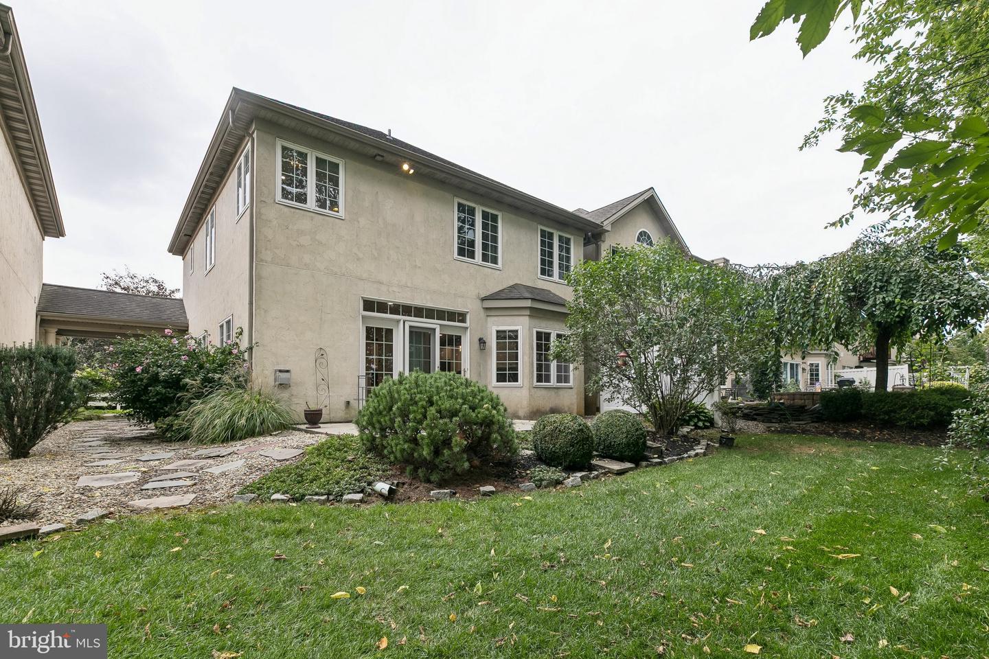 1089 Stillwood Cir Property Photo 7