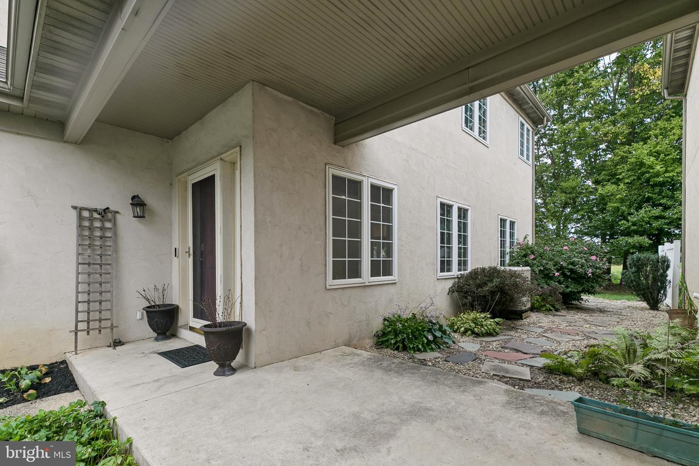 1089 Stillwood Cir Property Photo 10