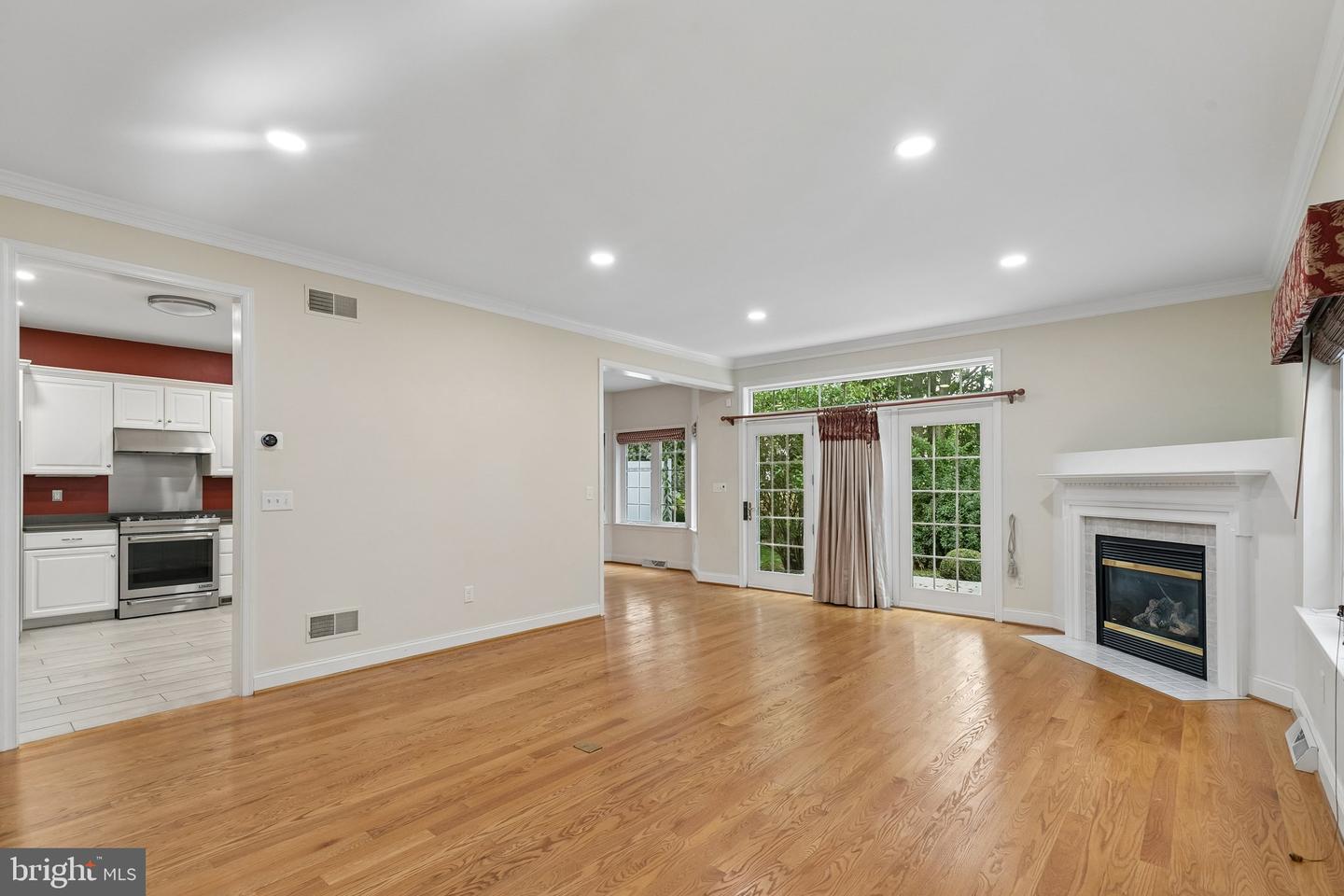 1089 Stillwood Cir Property Photo 18