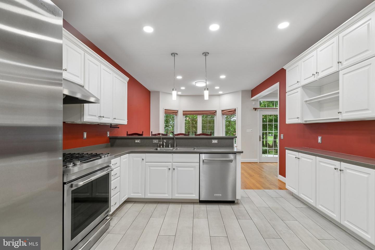 1089 Stillwood Cir Property Photo 23