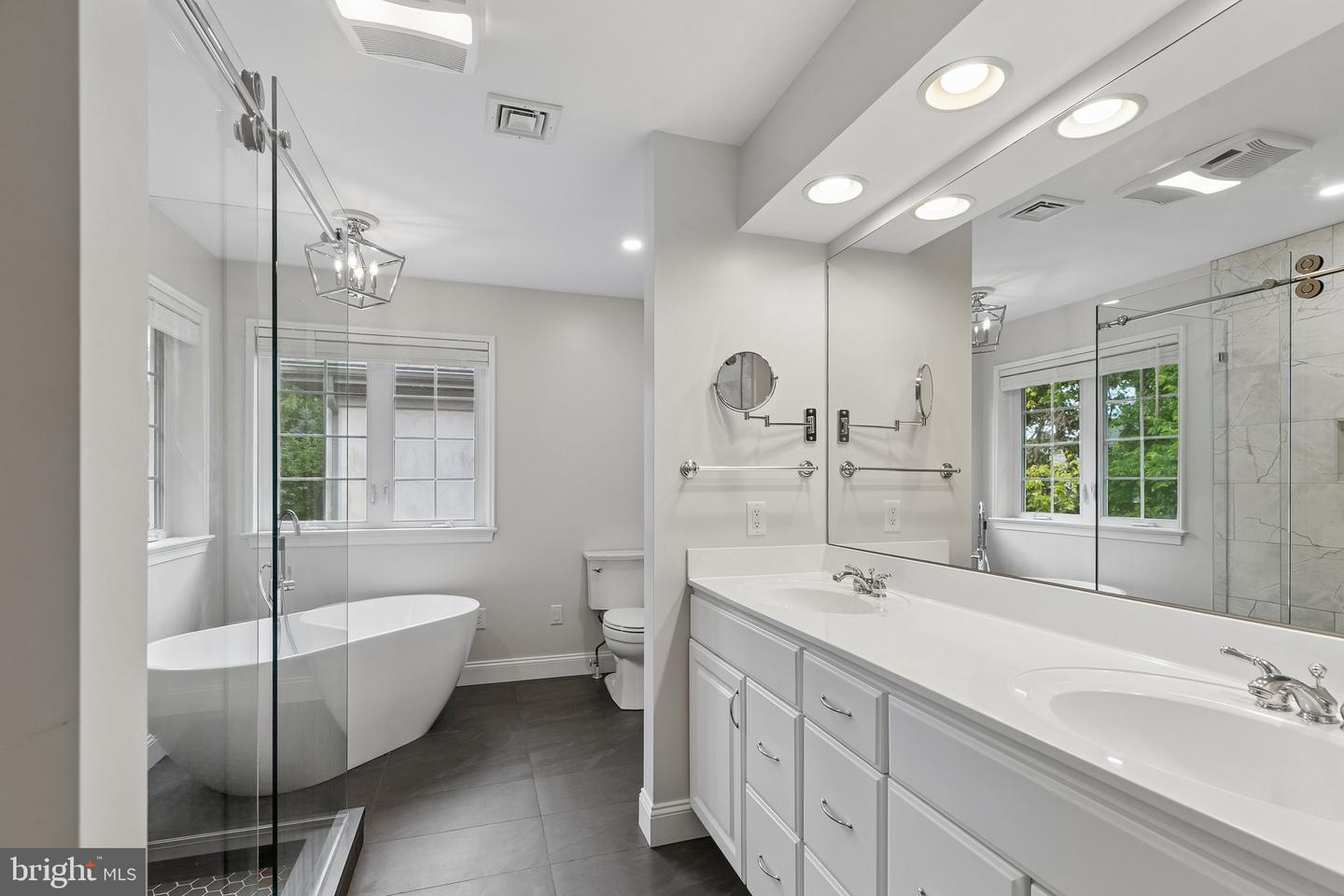 1089 Stillwood Cir Property Photo 43
