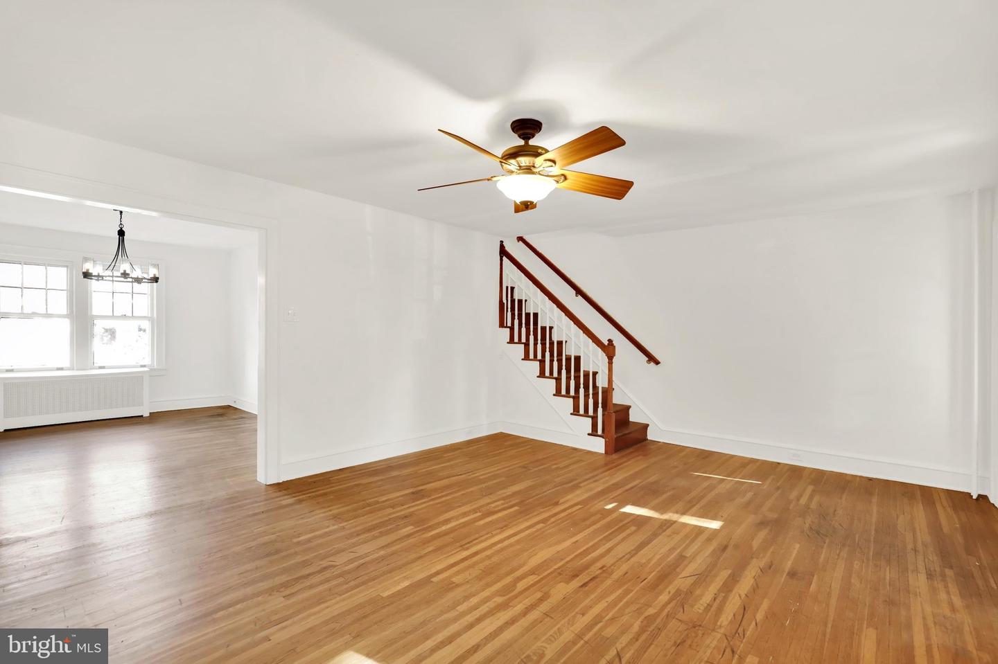555 Burrowes Ave Property Photo 8