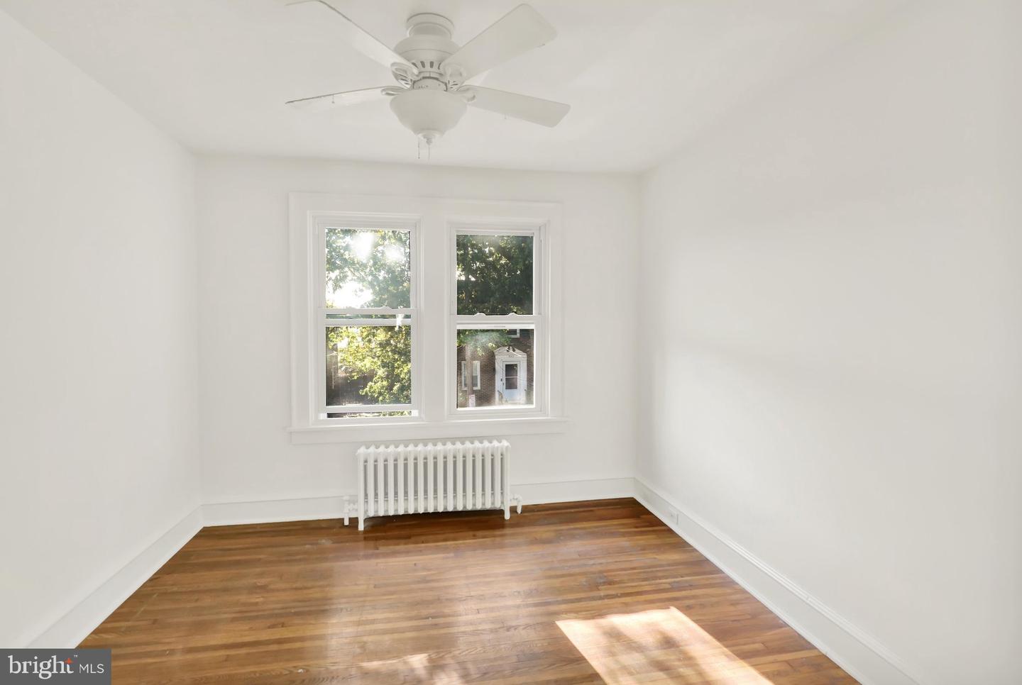 555 Burrowes Ave Property Photo 20