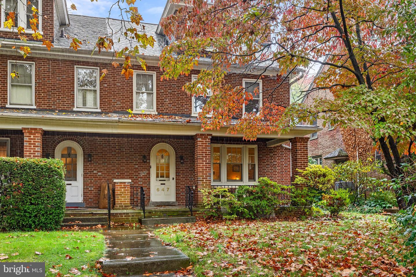 647 State St Property Photo 3