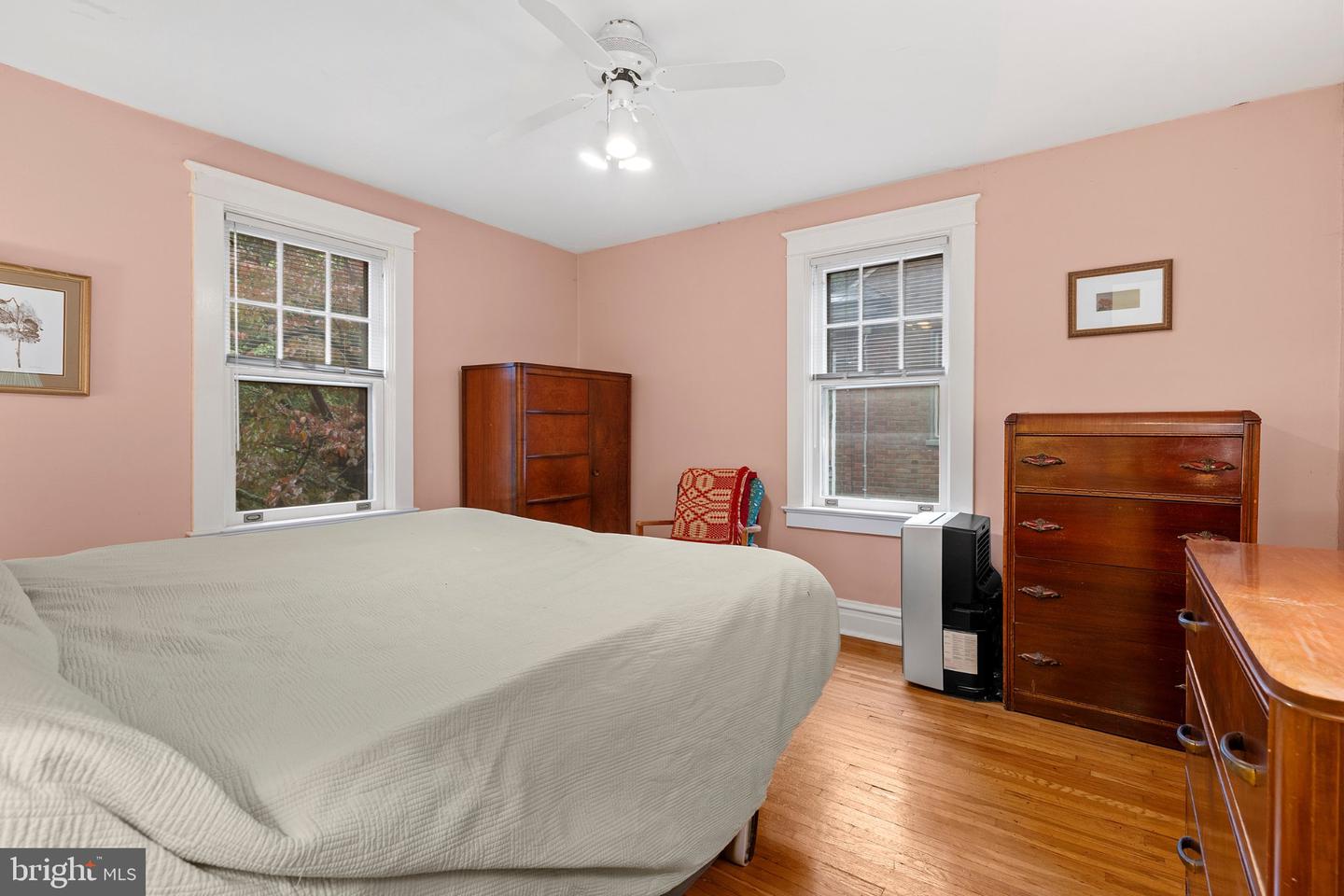 647 State St Property Photo 18