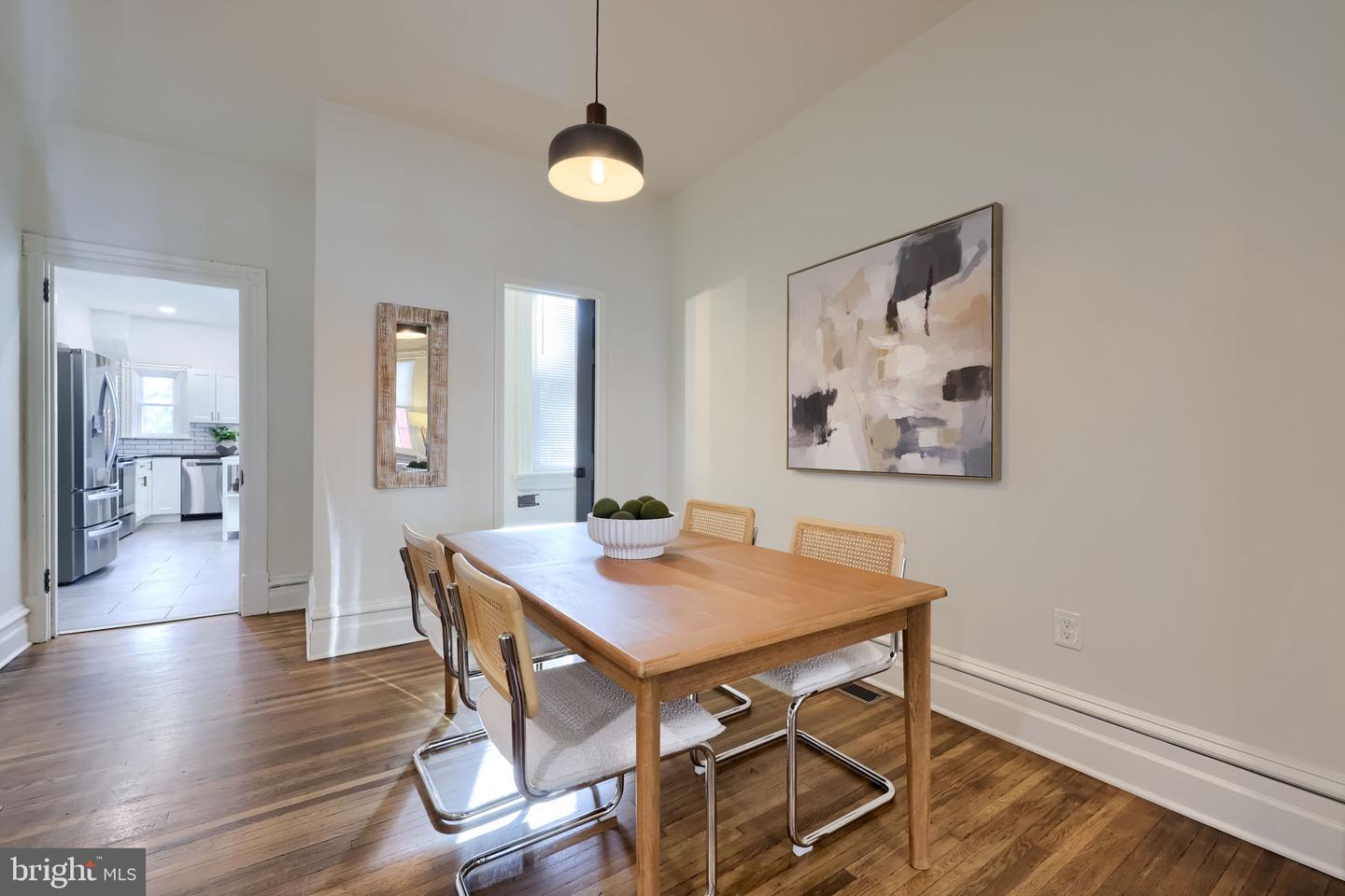 514 W King St Property Photo 14