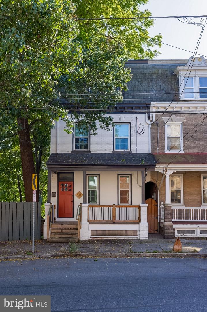 514 W King St Property Photo 51