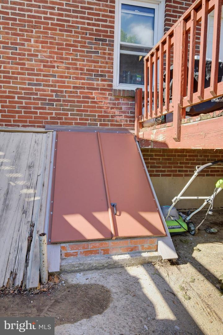 920 Union St Property Photo 13