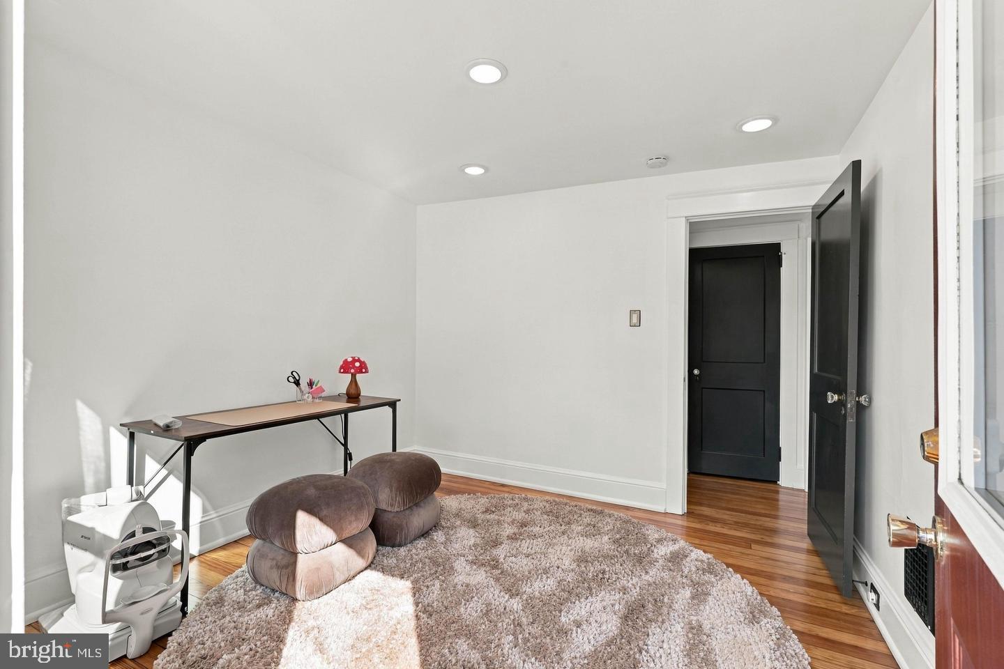 148 E Ross St Property Photo 32