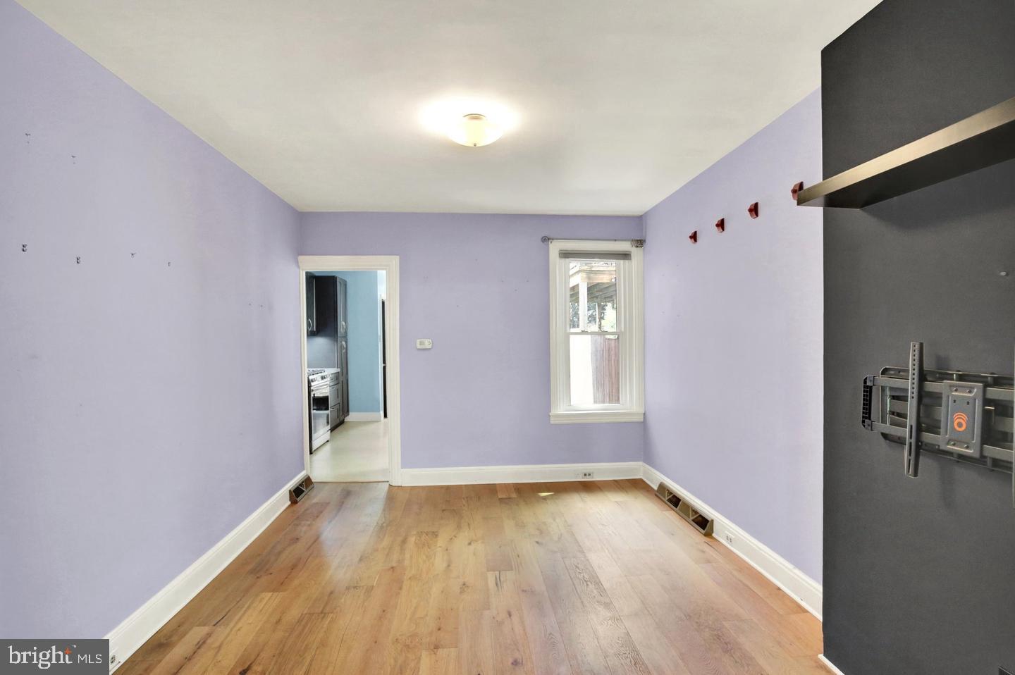 328 Lancaster Ave Property Photo 10