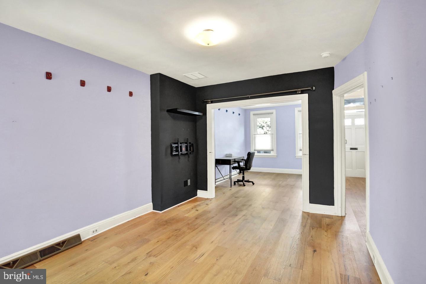 328 Lancaster Ave Property Photo 12