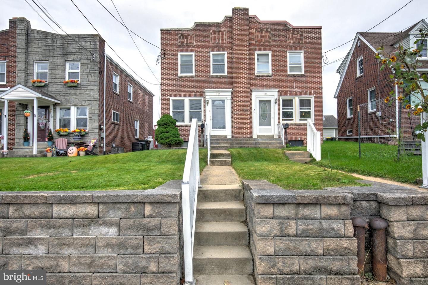 328 Brimmer Ave Property Photo 2