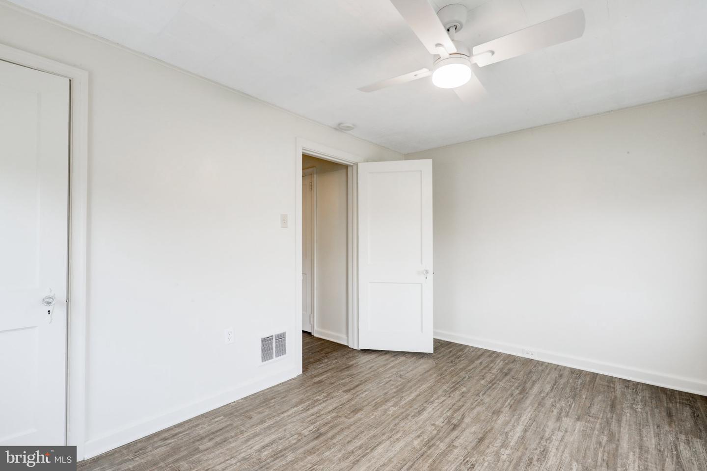 328 Brimmer Ave Property Photo 18
