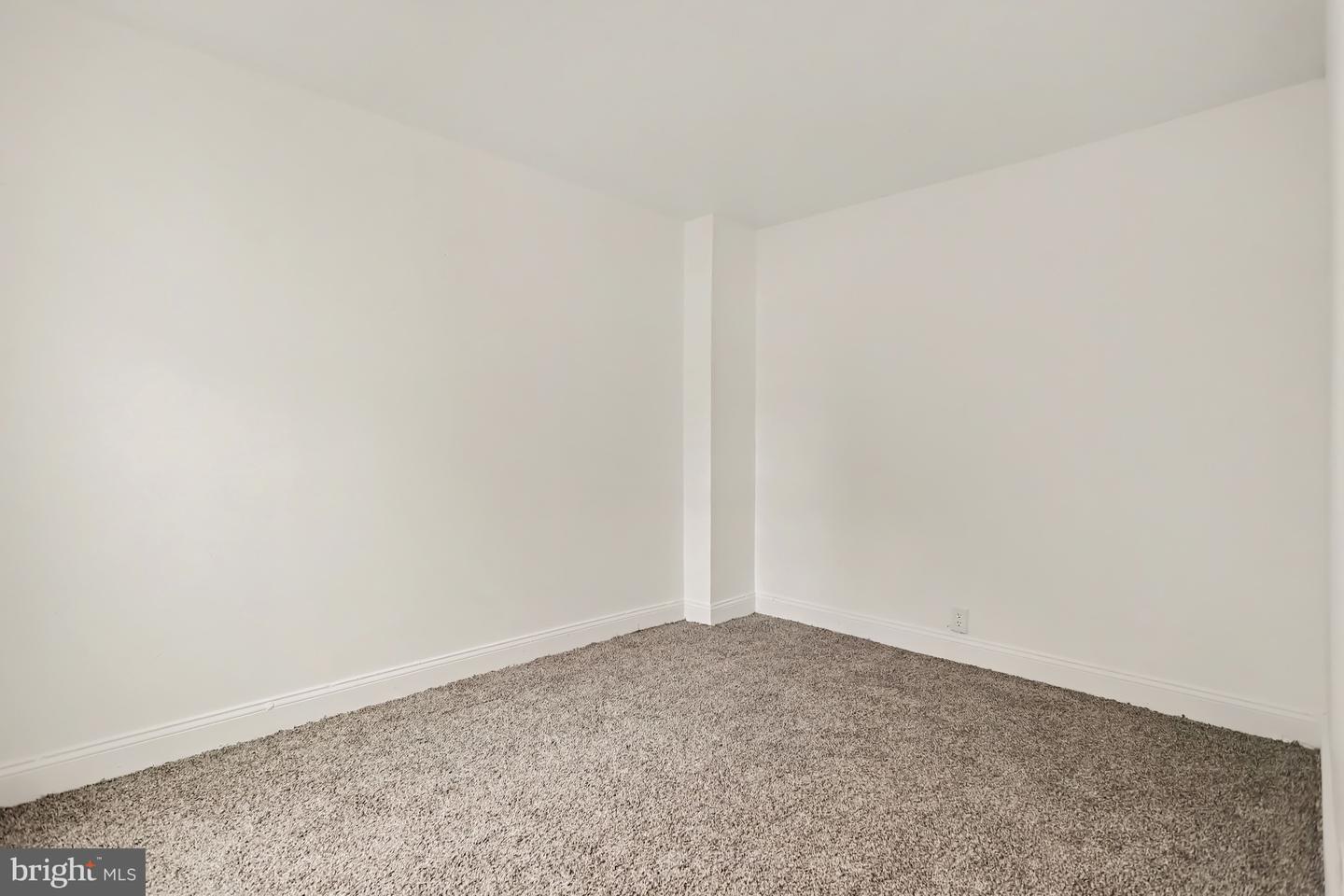 833 5th St Property Photo 19