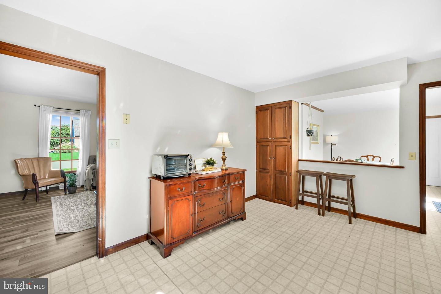 122 Maple St Property Photo 16