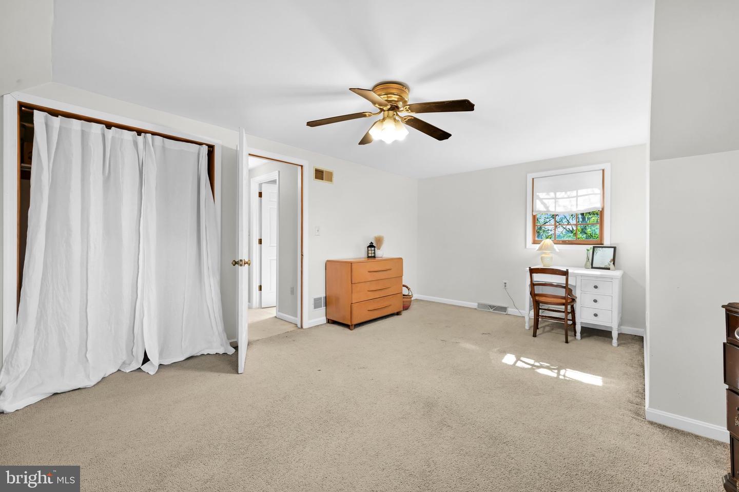 122 Maple St Property Photo 22