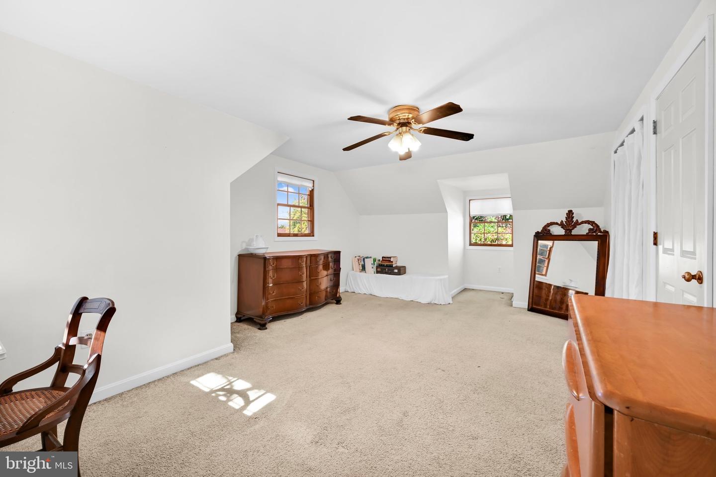 122 Maple St Property Photo 23