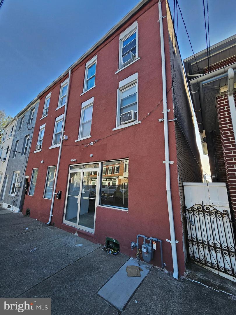 322 Ridge Ave Property Photo 1