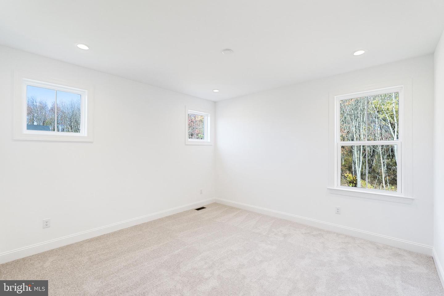 4410 Taviston Ct E Property Photo 22